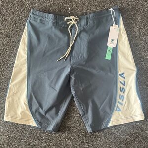 VISSLA Men's blue and Cream Board Shorts